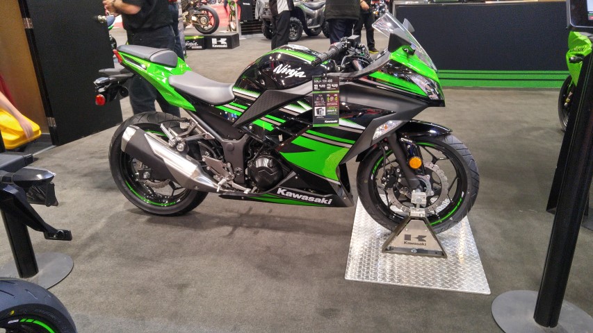 The Invasion Of Small Displacement 300 500cc Begi Ontario Motorcycle Insurance Kawasaki Ninja 300