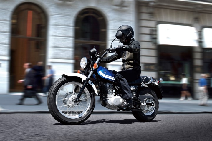 The Invasion Of Small Displacement 300 500cc Begi Ontario Motorcycle Insurance Suzuki Vanvan200